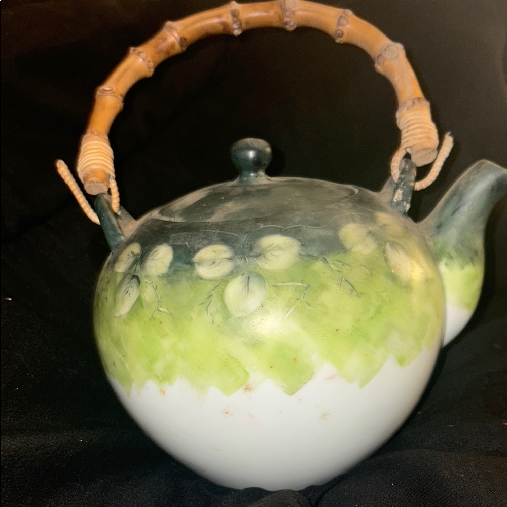 Elegant Green and White Teapot with Bamboo Handle